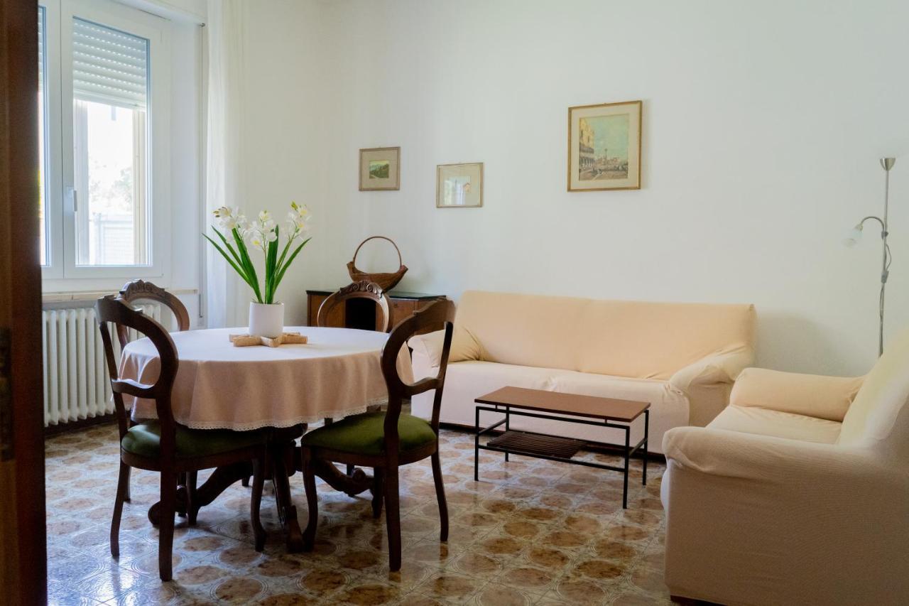 Reno Family House Apartment